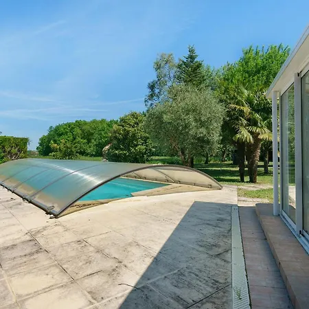 Maison Jasmin Holiday home *